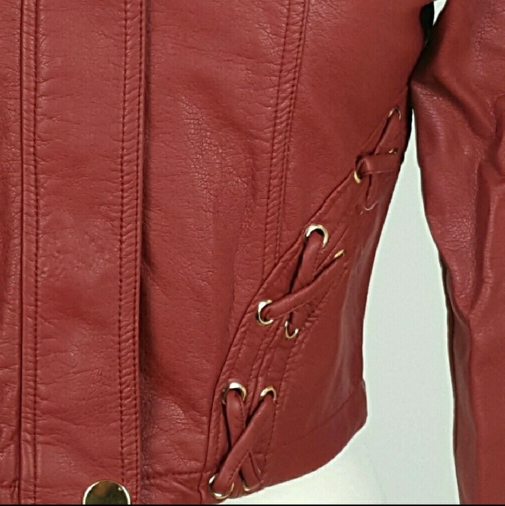 Red leather jacket - Picture 4 of 6